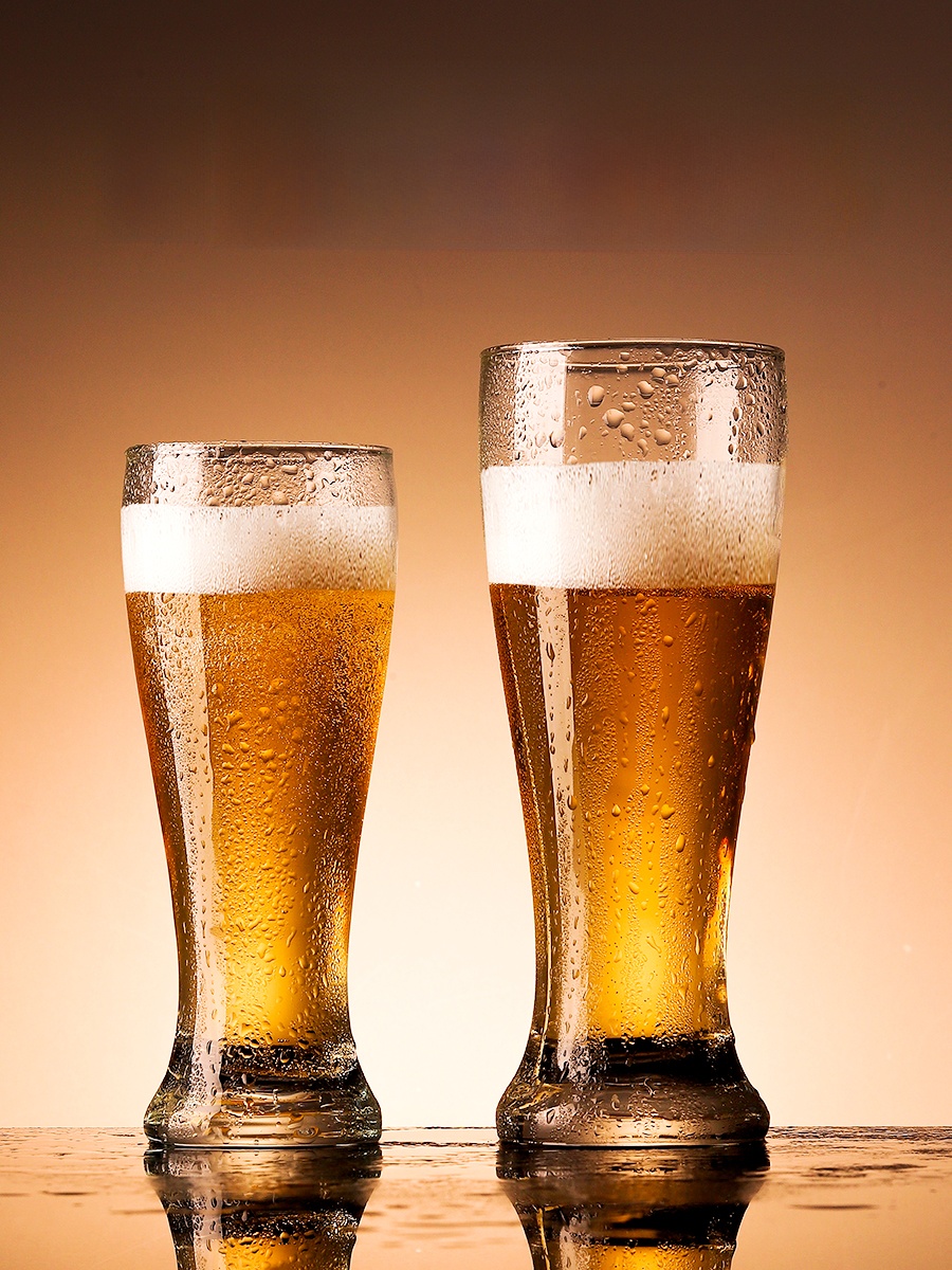 Commercial Kitchen Use - Large Capacity Beer Glasses Set for